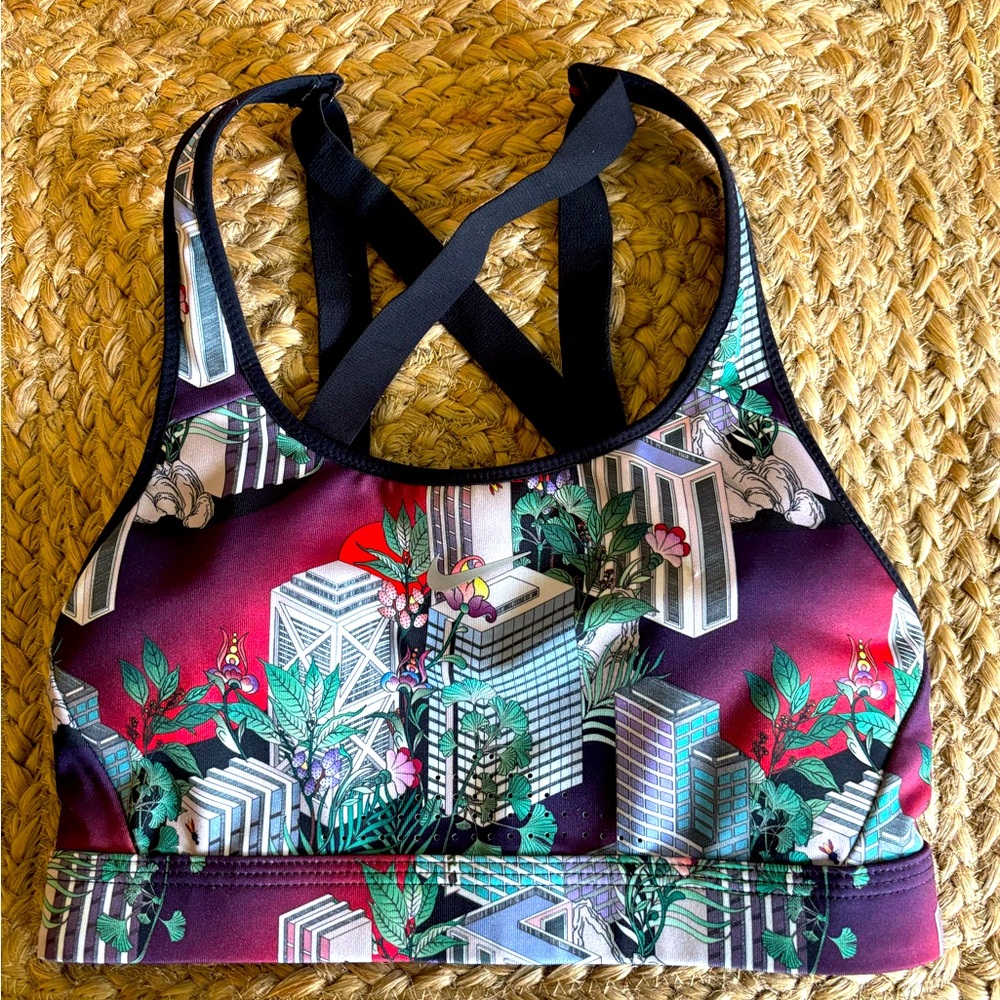 Nike Impact adjustable straps in  modern tropical print  Support Sports Bra l